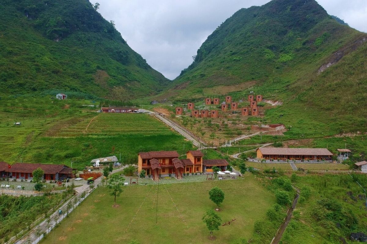 Hang Kia Is Amazing Point For Mai Chau Hunt Cloud Tours