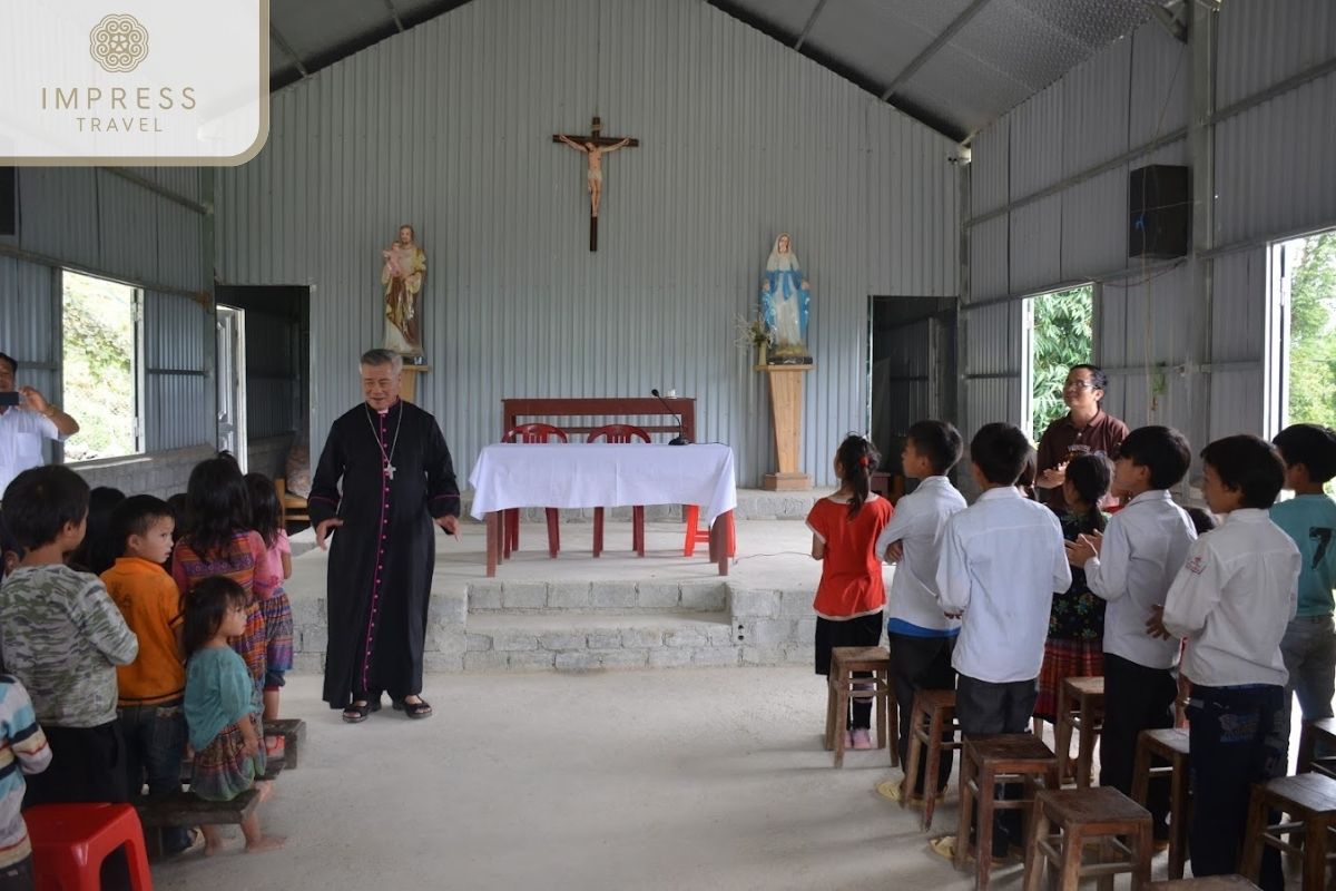 Hau Chu Ngai Is the Church For Sapa Catholic Tours