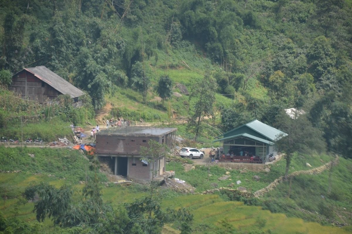 Hau Chu Ngai Is the Church For Sapa Catholic Tours