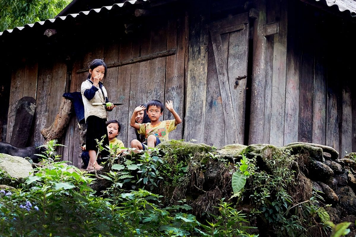 Hau Thao Is Commune Of Hmong Land For Sapa Ethnic Tours