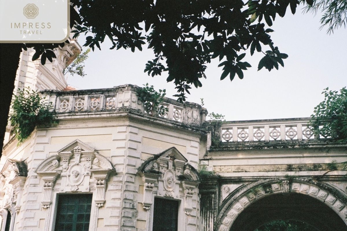 Nha Bat Giac Is Library For Hanoi Study Tours