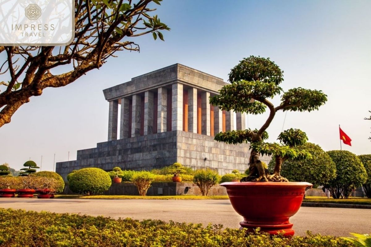 Phu Chu Tich Is Presidential Palace For Hanoi Art Tours