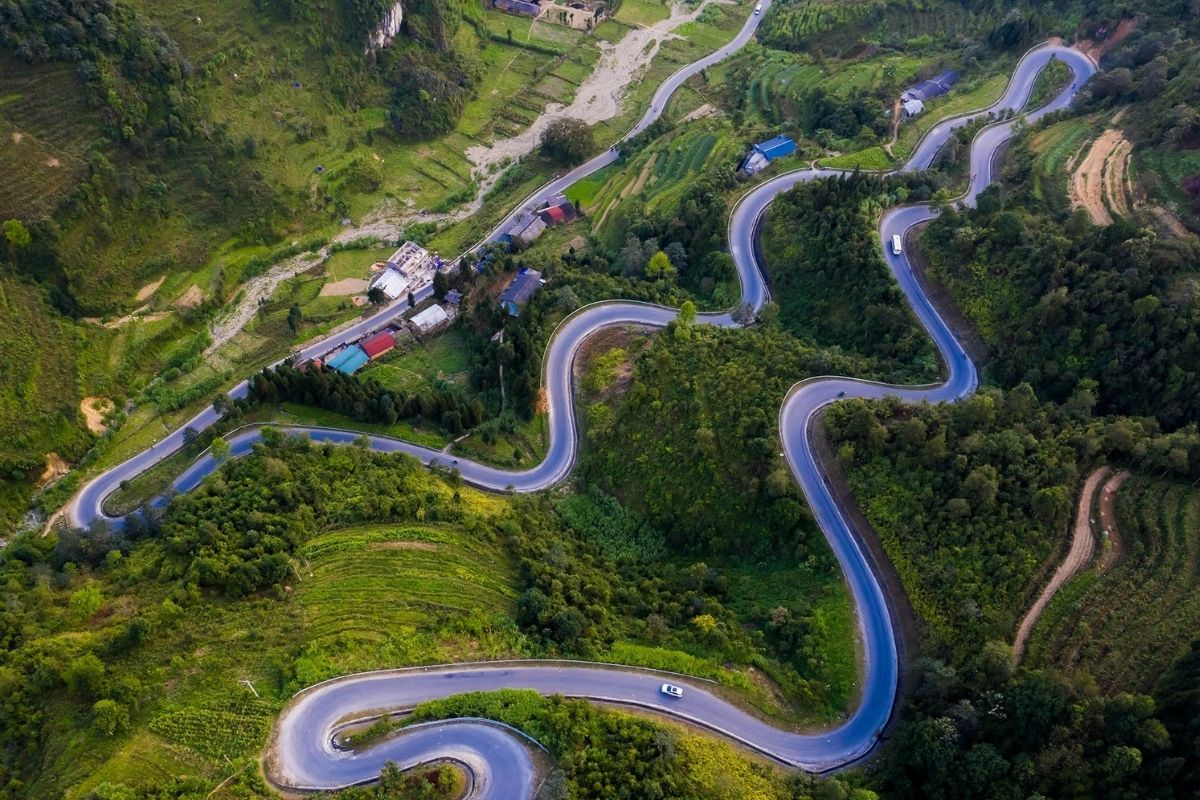 Ta Phin Ho Is Tourism Territory For Ha Giang Scenic Tours