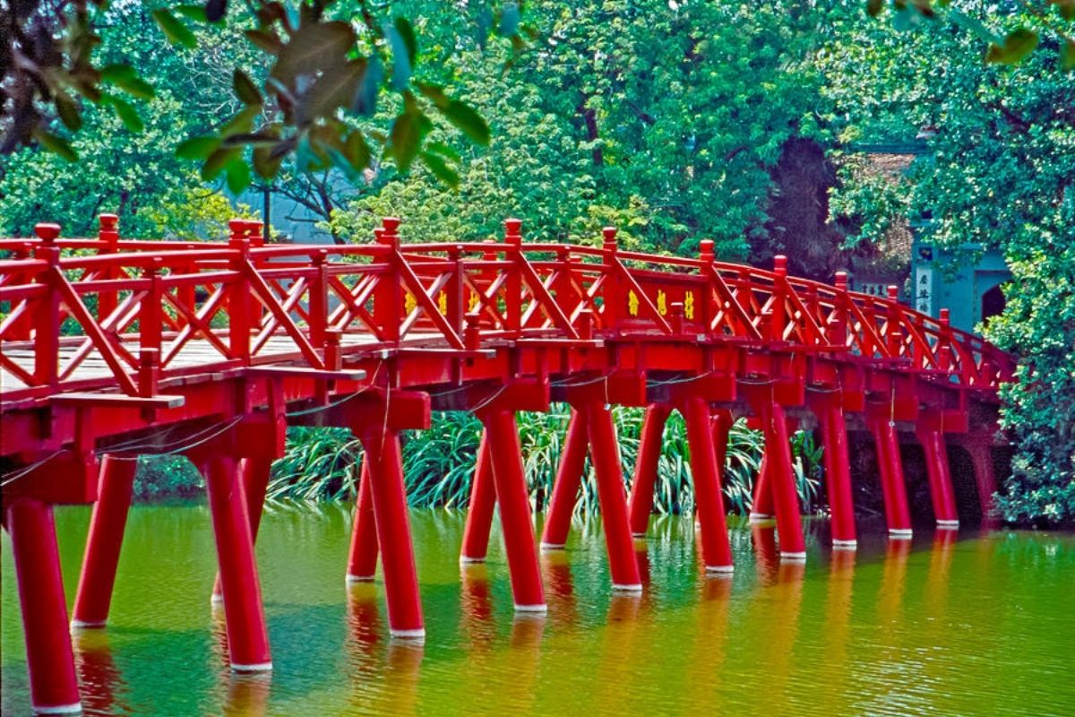 Reservoir For Hanoi Pedalo Tours 