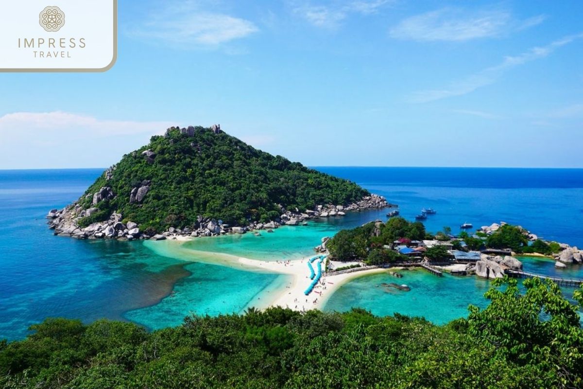 Gulf of Thailand in Phu Quoc island lure tours