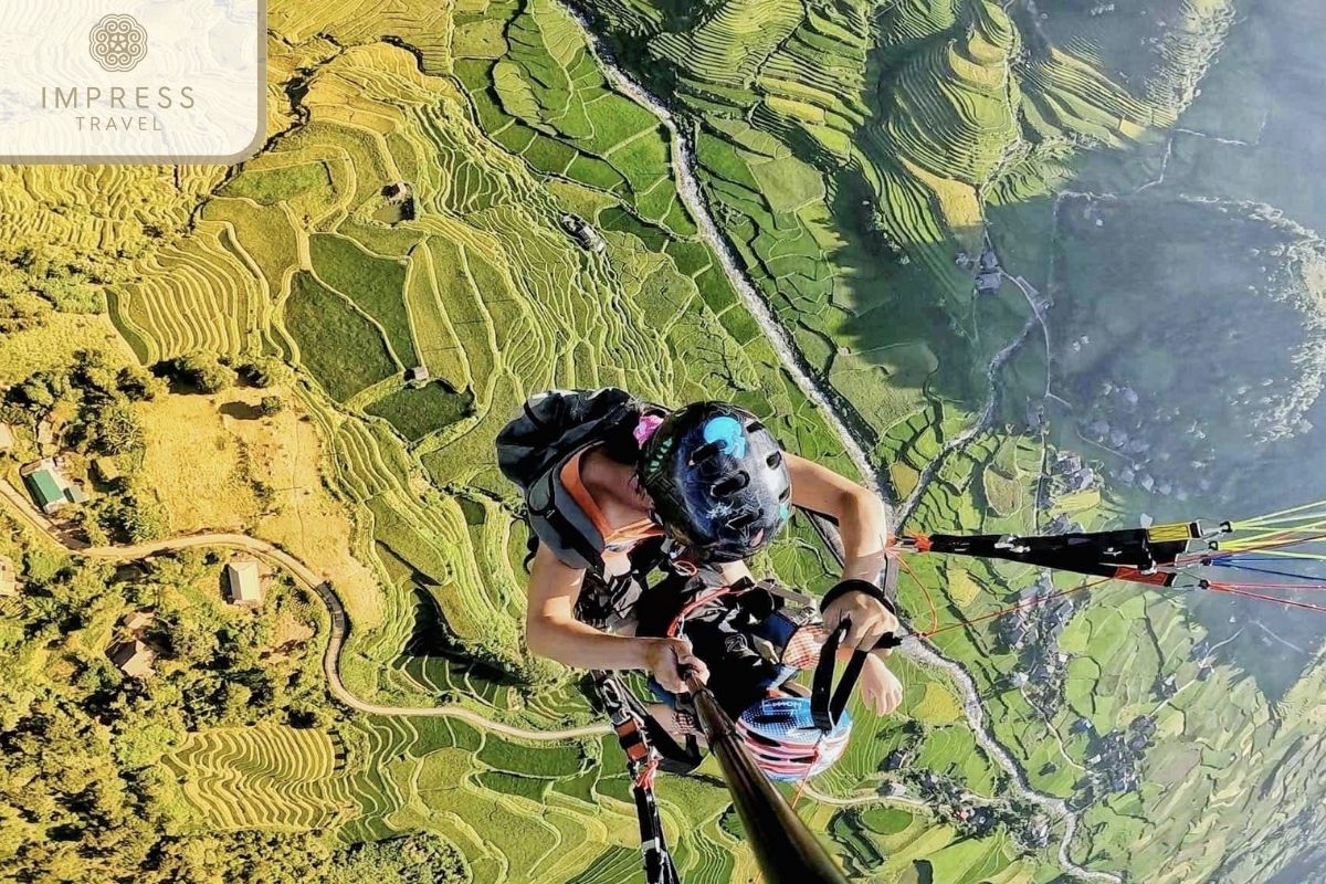 Experience paragliding in Mu Cang Chai camping tours 