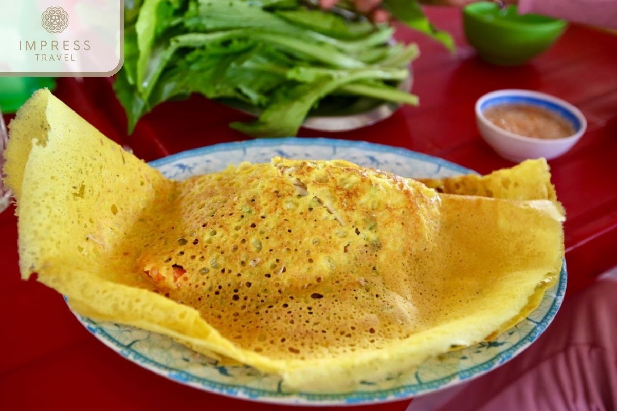 Enjoy local pancakes in Can Tho Mekong Serene tours