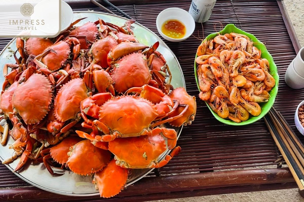 Fresh seafood in Halong Camping tours