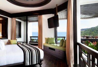 the InterContinental Danang Sun Peninsula Resort Terrace Suite