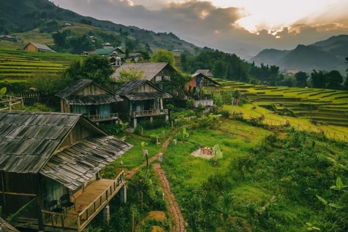 2 Or 3 Day Package Sapa Tours To Explore Ban Cam Market 