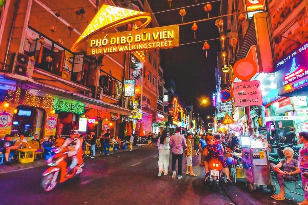 Explore Hanoi's charm & Ho Chi Minh City's energy with guided tours, top accommodations, & authentic meals