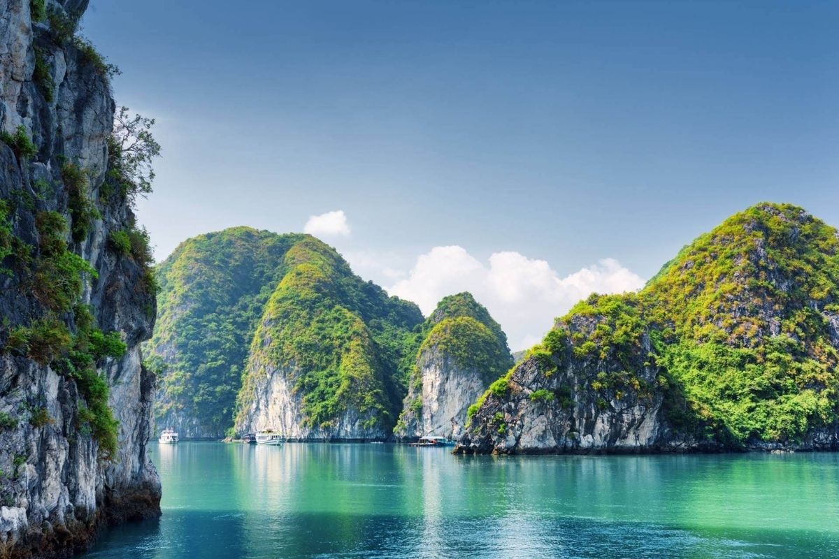 Discover 6-star Halong Cruise & Lux Tours from $200