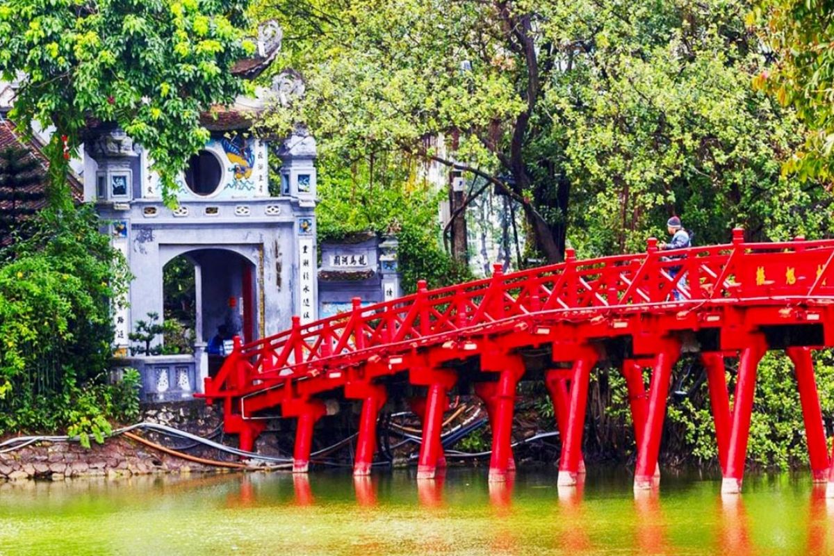 Embark on unforgettable Hanoi tours