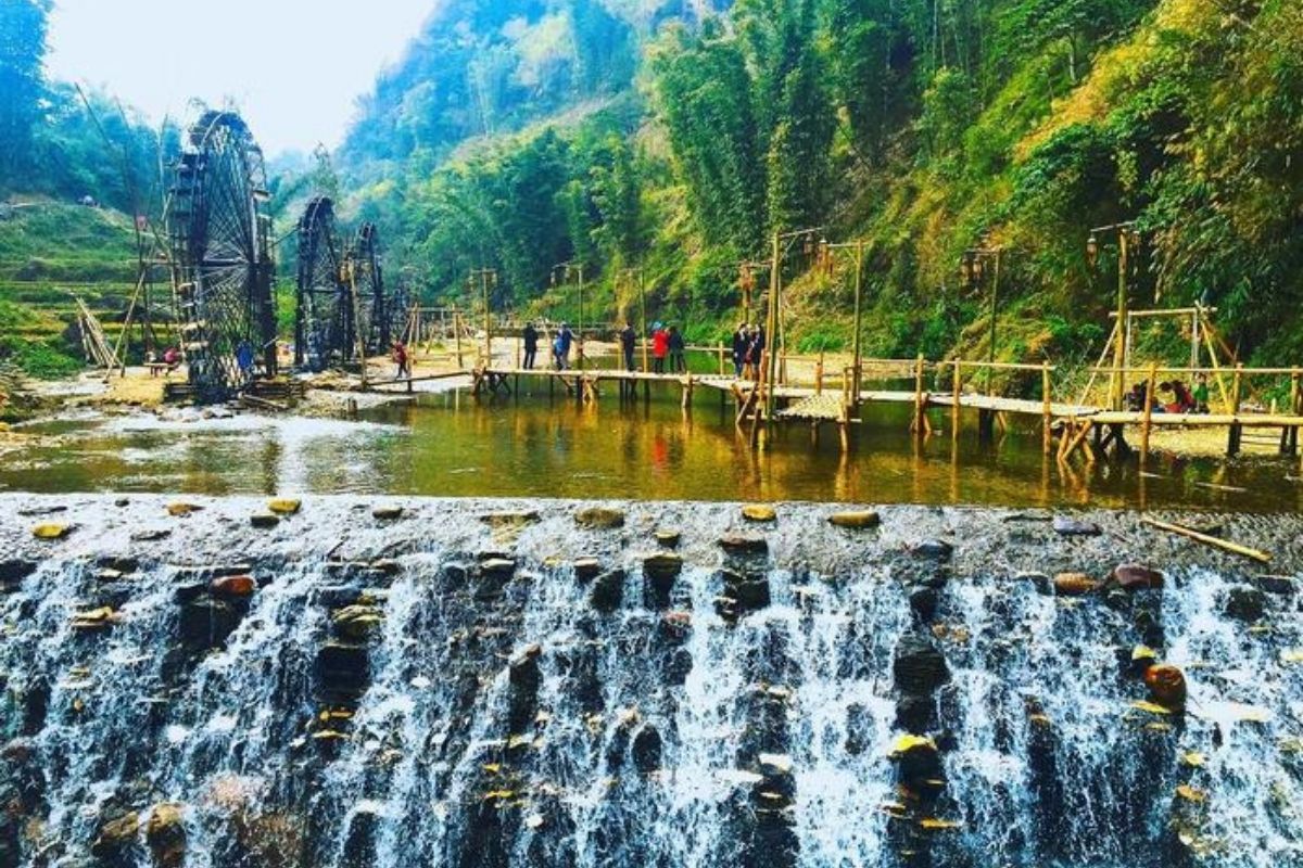 Discover the beauty of Muong Hoa Valley Sapa tour