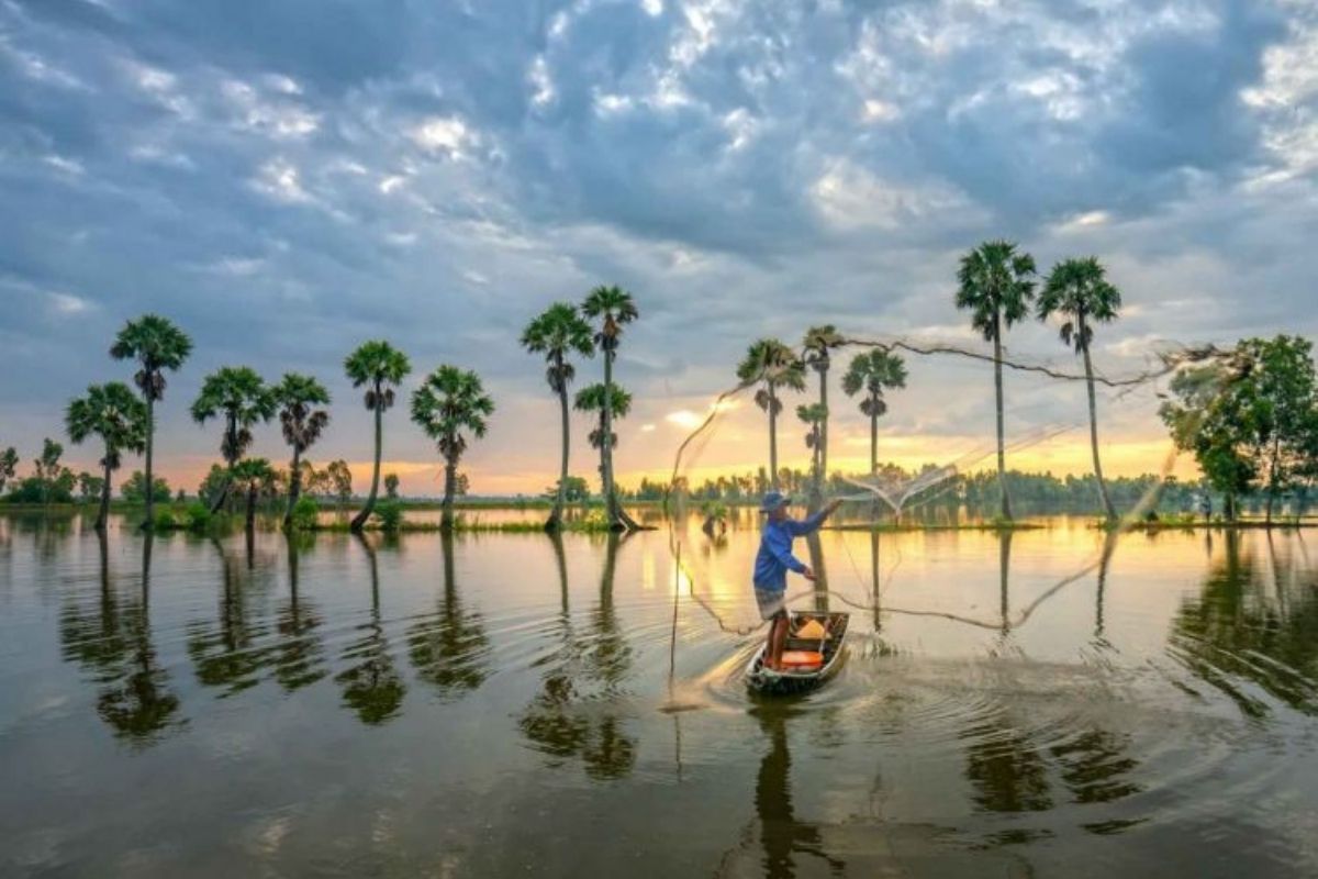 cultural adventures in the serene Mekong Delta