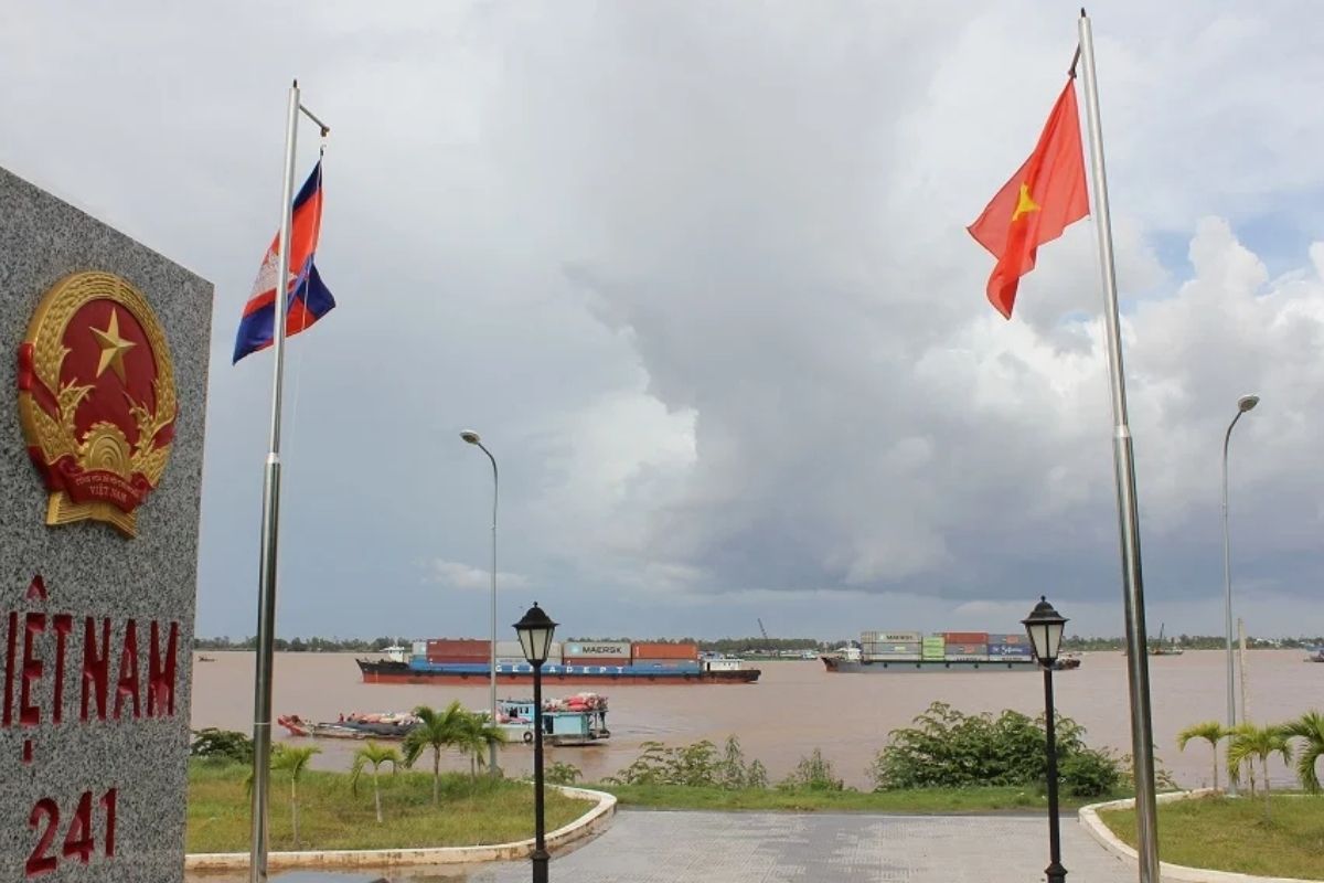 Discover the beauty of Mekong Phnom Penh tours