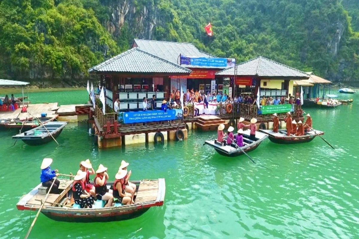  Experience the magic of Halong Tours Swim at Ba Trai Dao