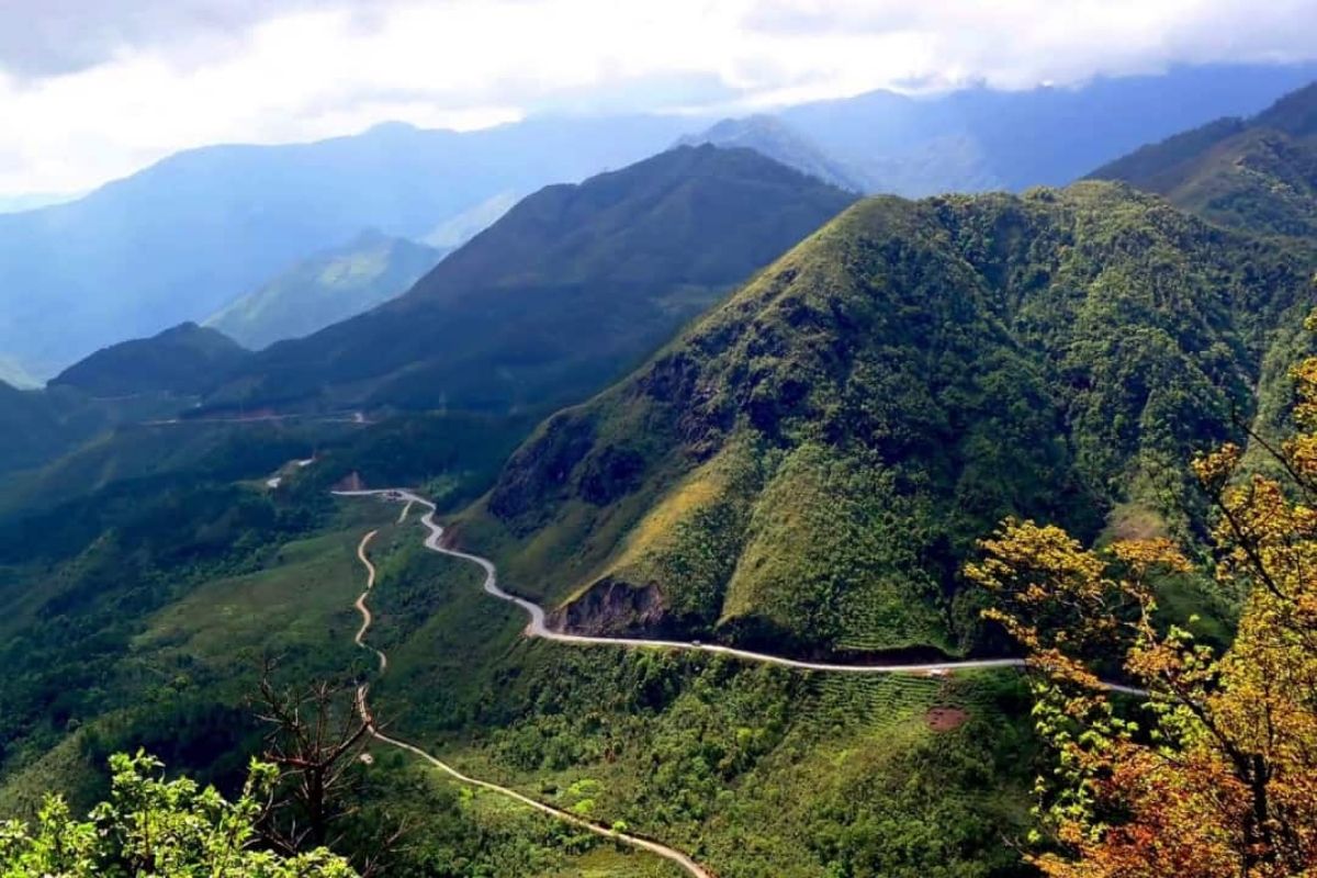 Embark on the Fansipan Mountain Trek Sapa Tour and conquer the 