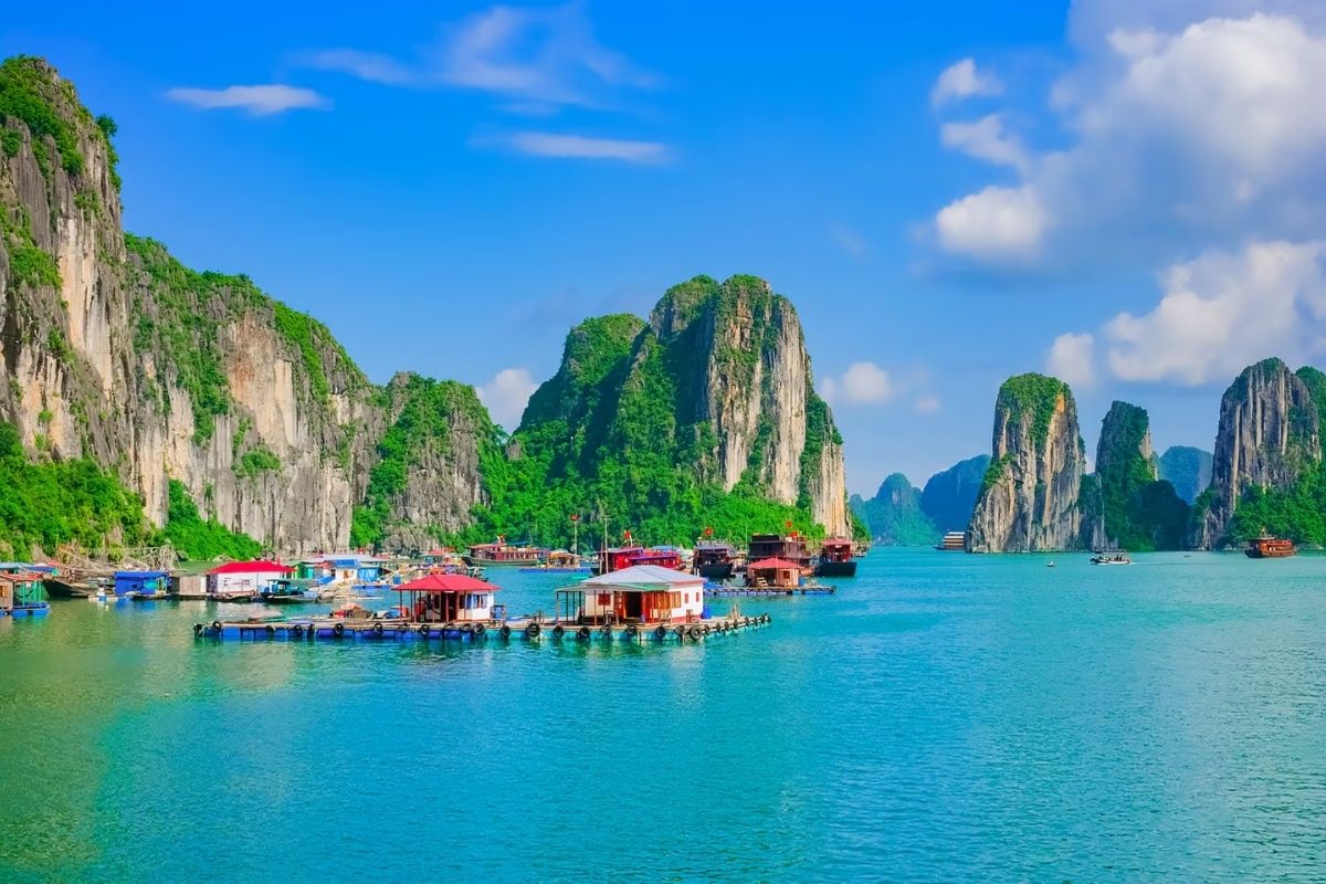 Hanoi - Halong - Hoang Su Phi Ha Giang Tour: 5 days ($457) 