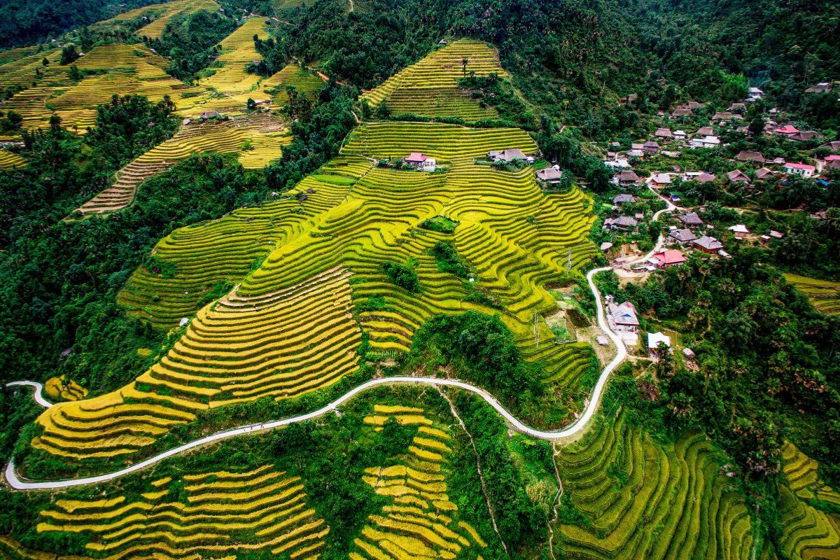 Halong - Hoang Su Phi Ha Giang Tour 