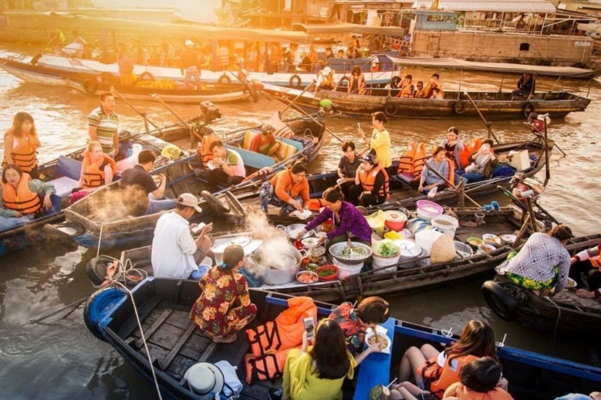 Explore the wonders of the Mekong Delta