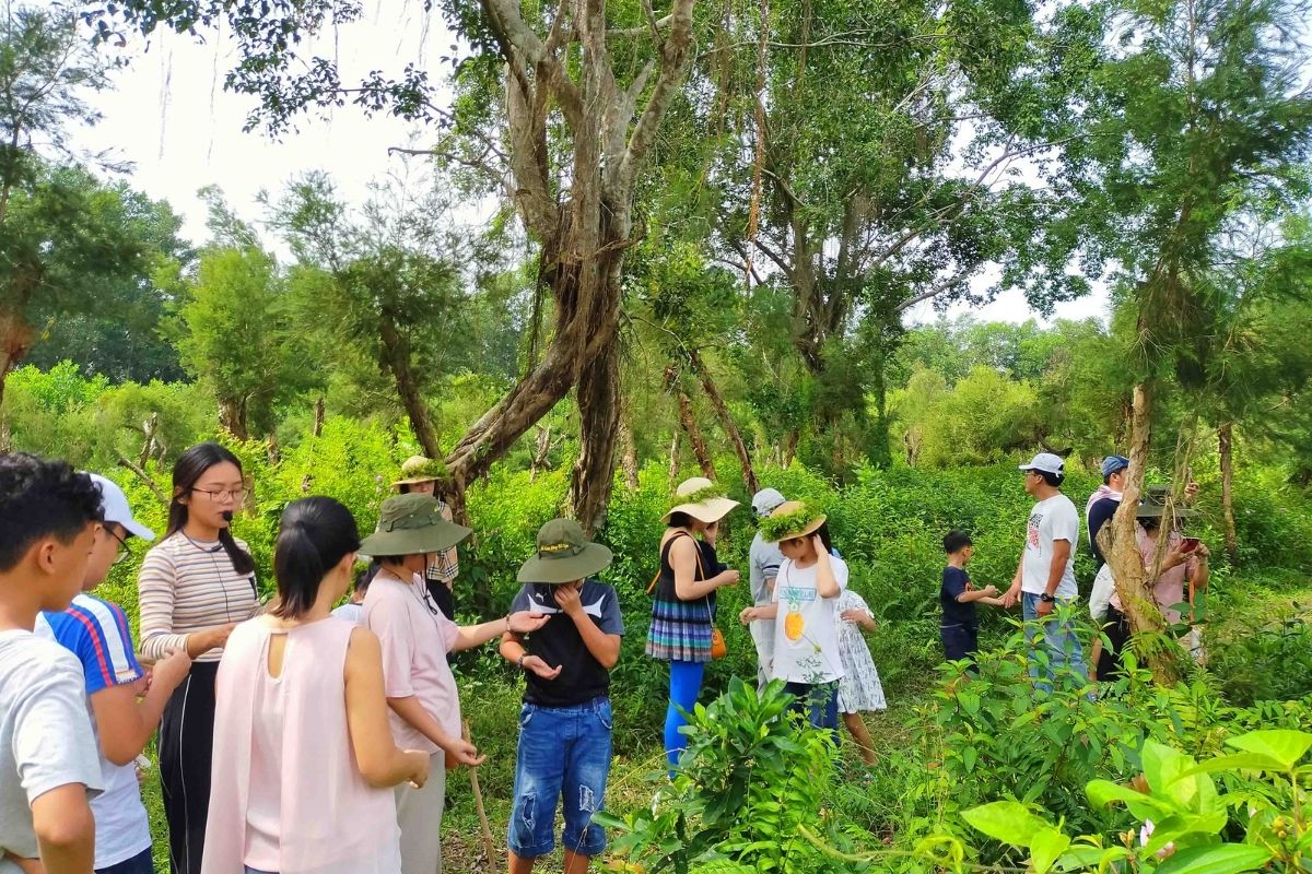 Mekong tours visit Long An