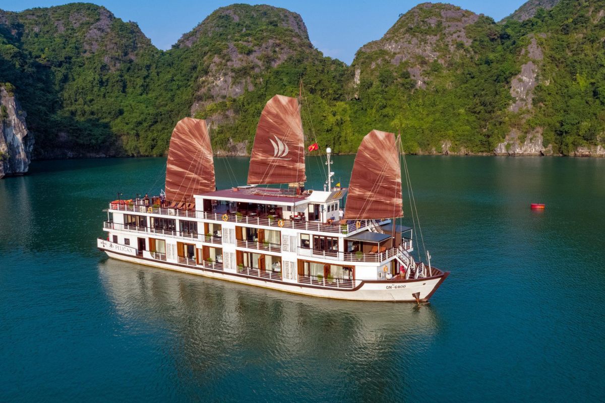 2,3 Day Standard Cruise Halong Tours From Hanoi