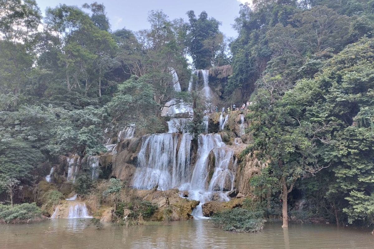 Moc Chau - Mai Chau Tours