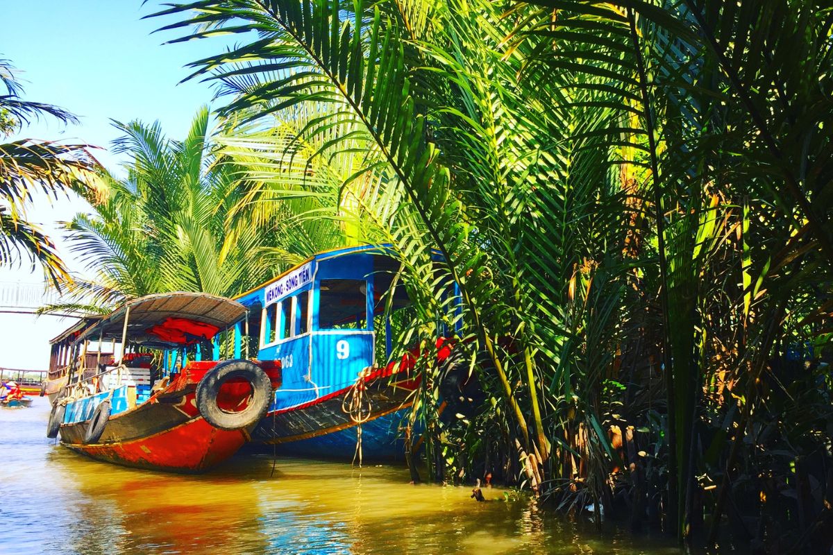 8,10 Day Vietnam Package Tours From Bangladesh 