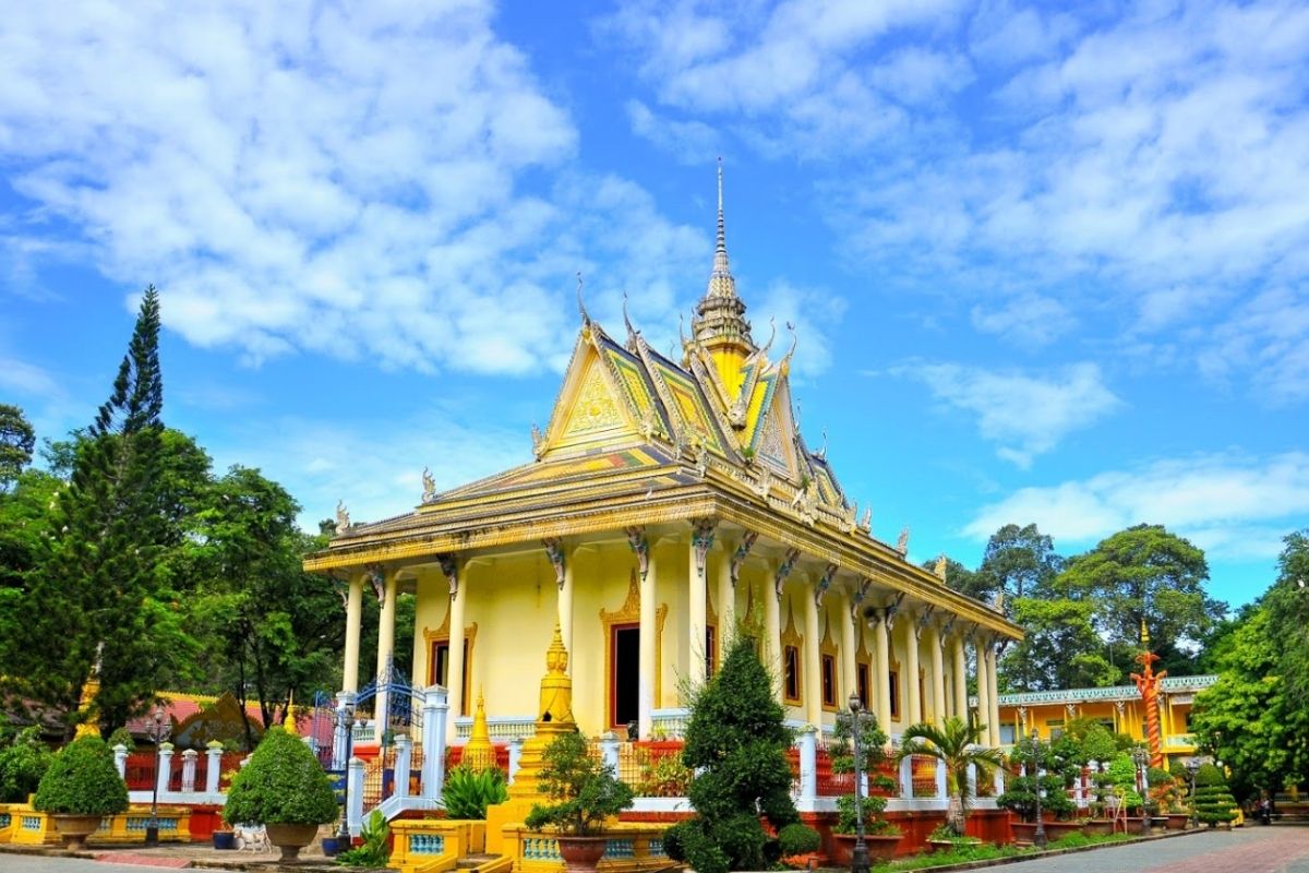 Osaka to Ho Chi Minh City Tours