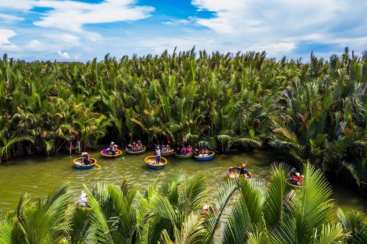 5-6 day journey blending culture, stunning landscapes, and unique experiences in Central Vietnam!