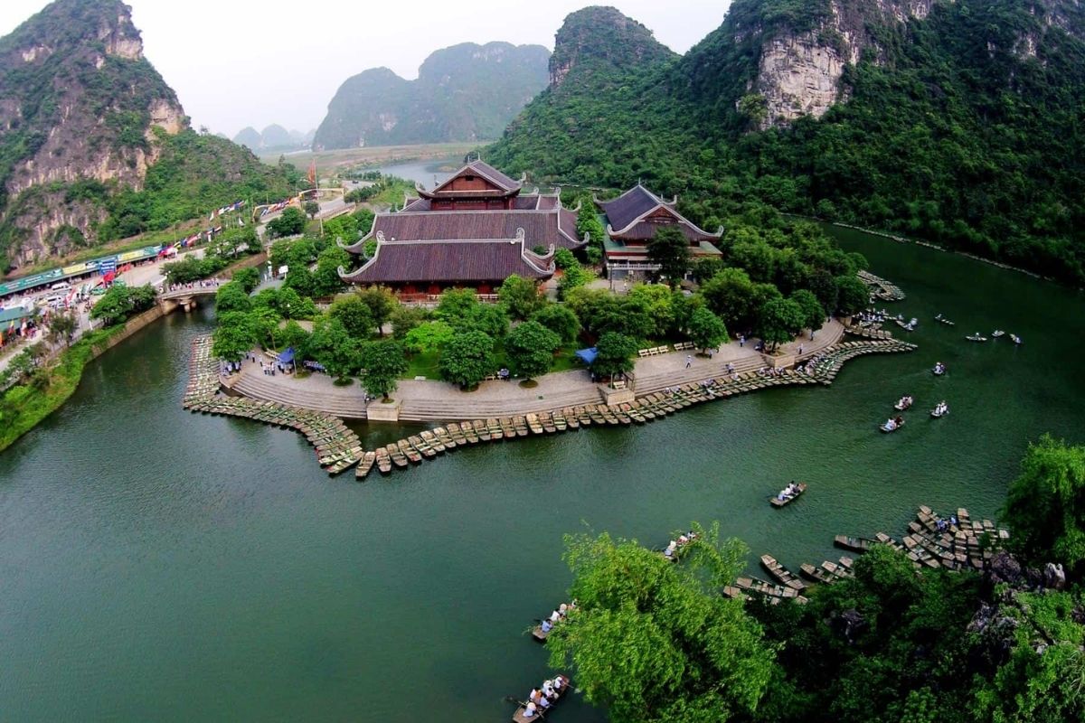 Experience honeymoon love with the Honeymoon Ninh Binh