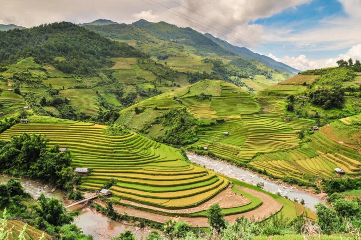 Join Mu Cang Chai Tours stay at Homestay Moc