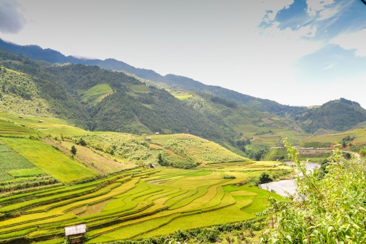 Mu Cang Chai Tours stay Bungalow Xuan Giang