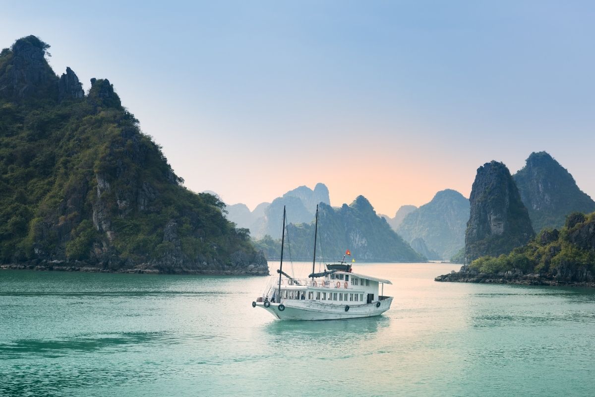 Panoramic Halong Tours Conquer Cannon Fort 