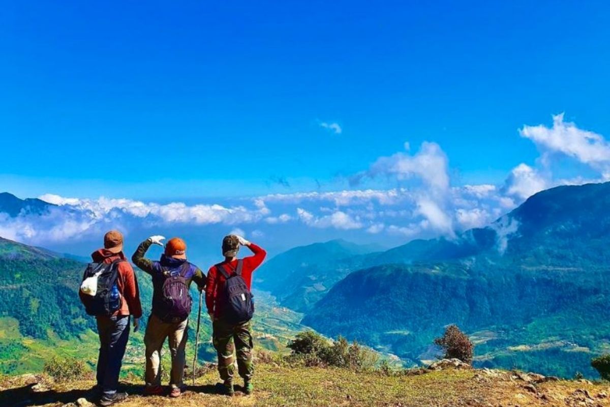 Sapa Tours Conquer Nhiu Co San Peak (2965m)