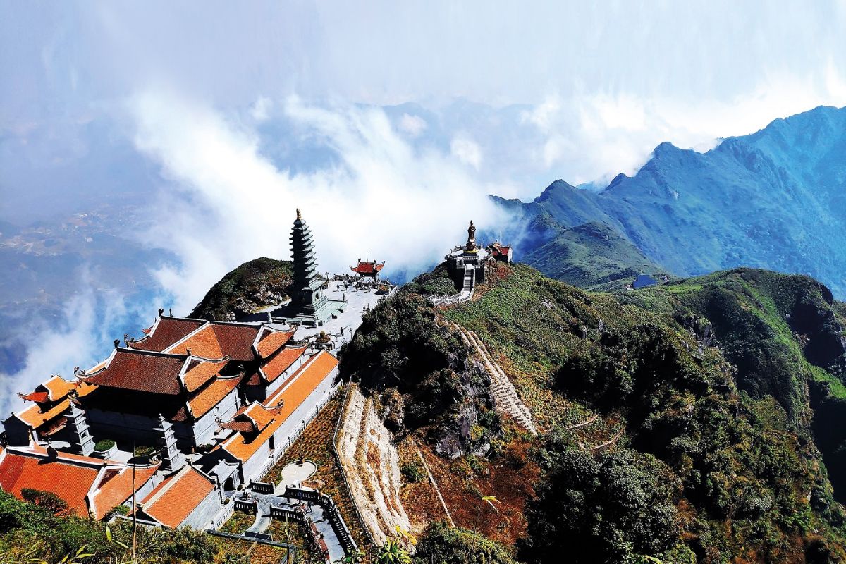 Smack in the middle of Sapa's misty highlands lies a land of breathtaking landscapes