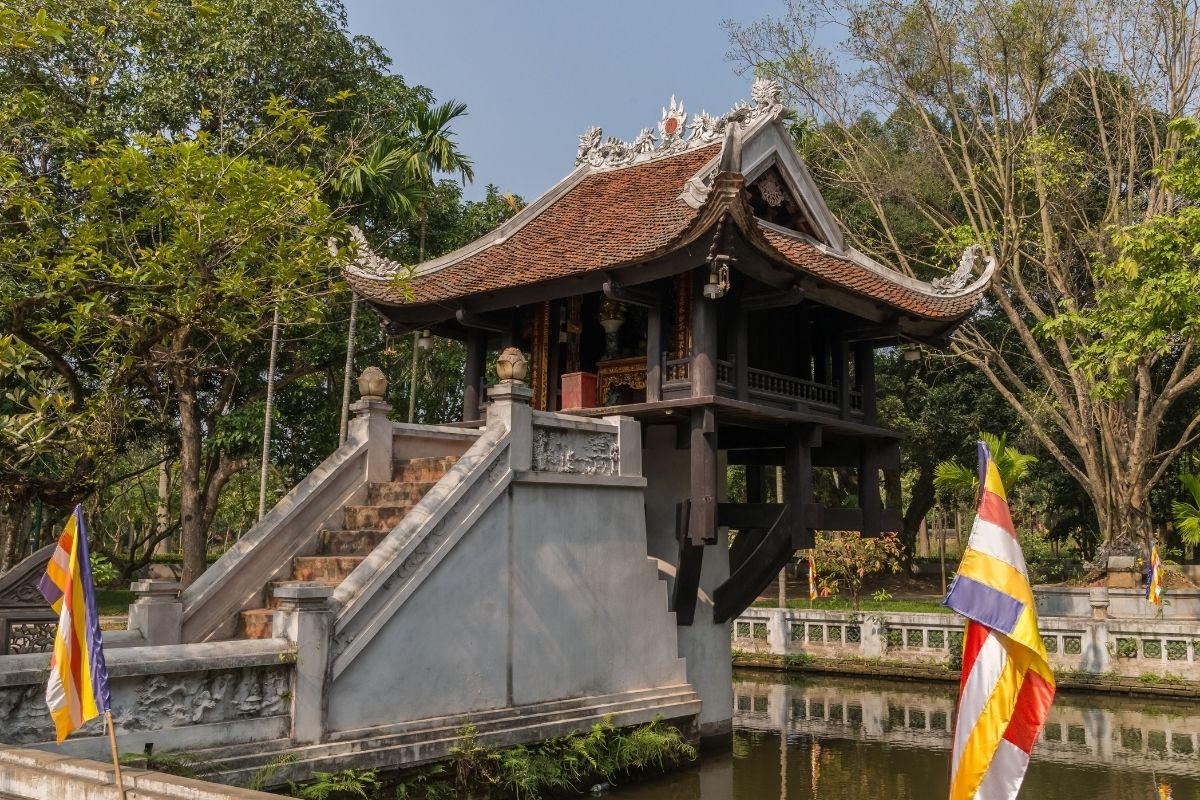 Hanoi city's historical beauty with Halong Bay's stunning landscape together with Sapa's fantastic mountainous countryside