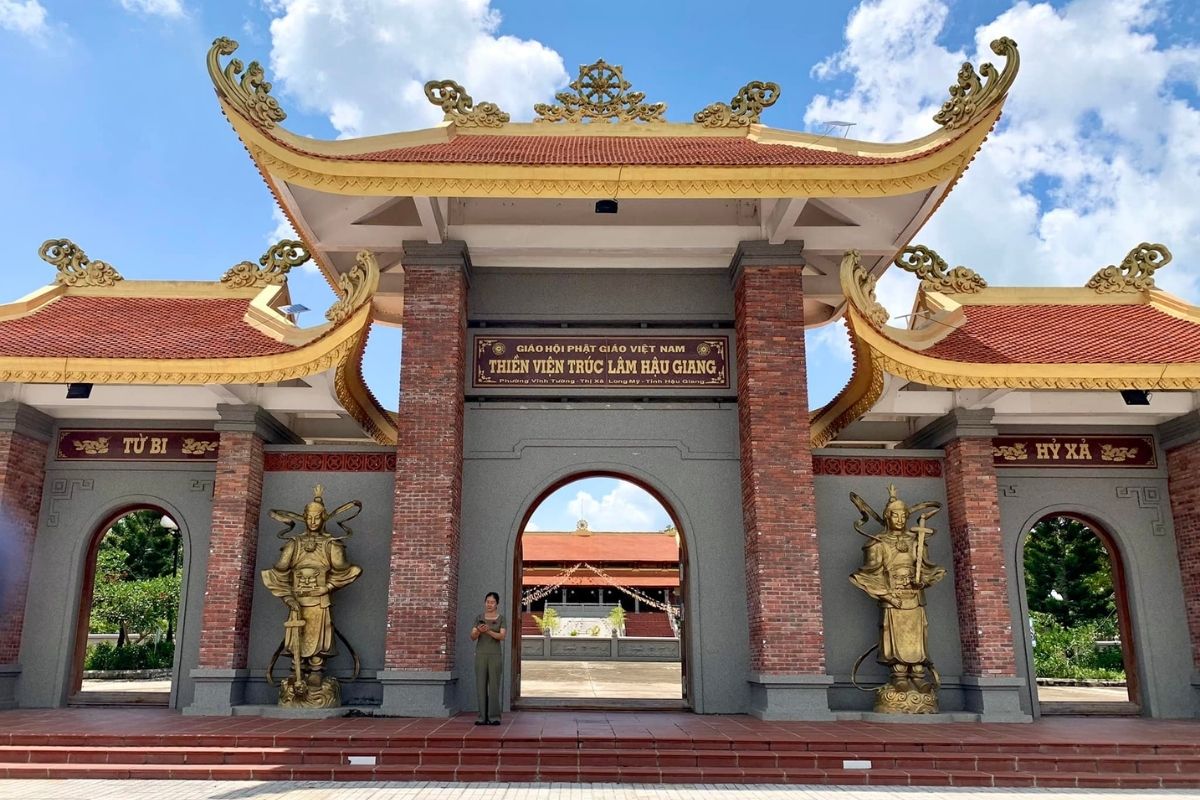 Experience the beauty of the Mekong Delta