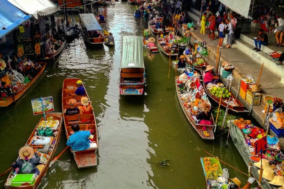 Experience the best of Mekong Tours visit Lo Hu Tieu (Noodle)