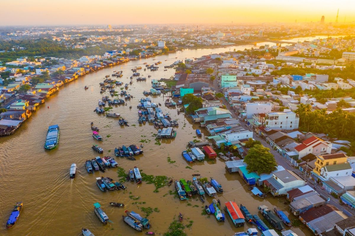 Can Tho City, the region’s cultural and economic hub, is a bustling whirl of floating markets, ancient pagodas