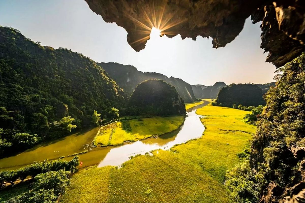 Cultural Ninh Binh Tours Explore Hoa Lu (1,2 Days) 