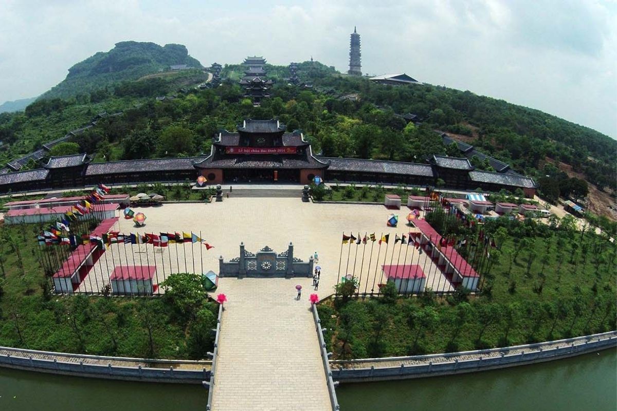 where history, culture, and nature unite. Visit Vietnam’s first capital, ancient temples, and breathtaking landscapes! 