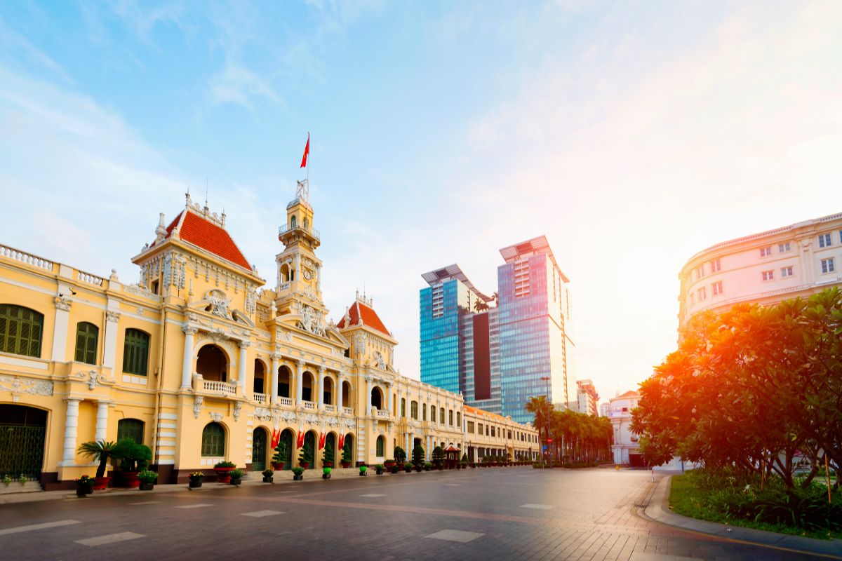 Enjoyable Colombia To Ho Chi Minh City Tours: 4,5 Days 