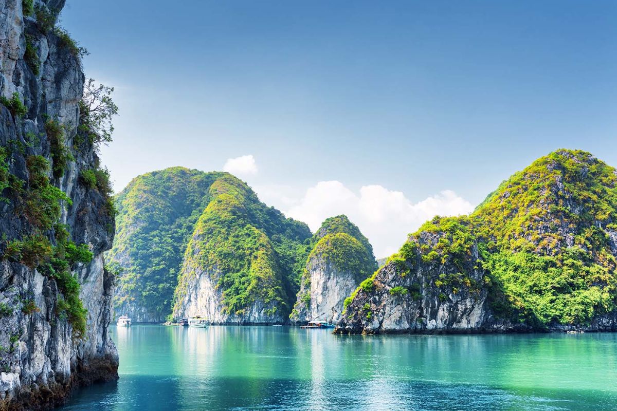 Exclusive Halong Tours Stay At La Regina Legend (2,3 Days) 