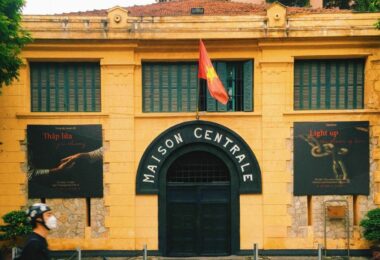 Hoa Lo Prison