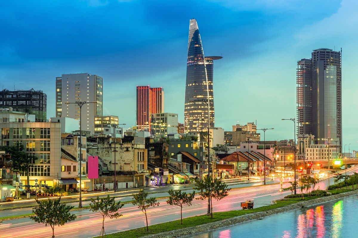 Ho Chi Minh City Tours blending modern energy and rich heritage