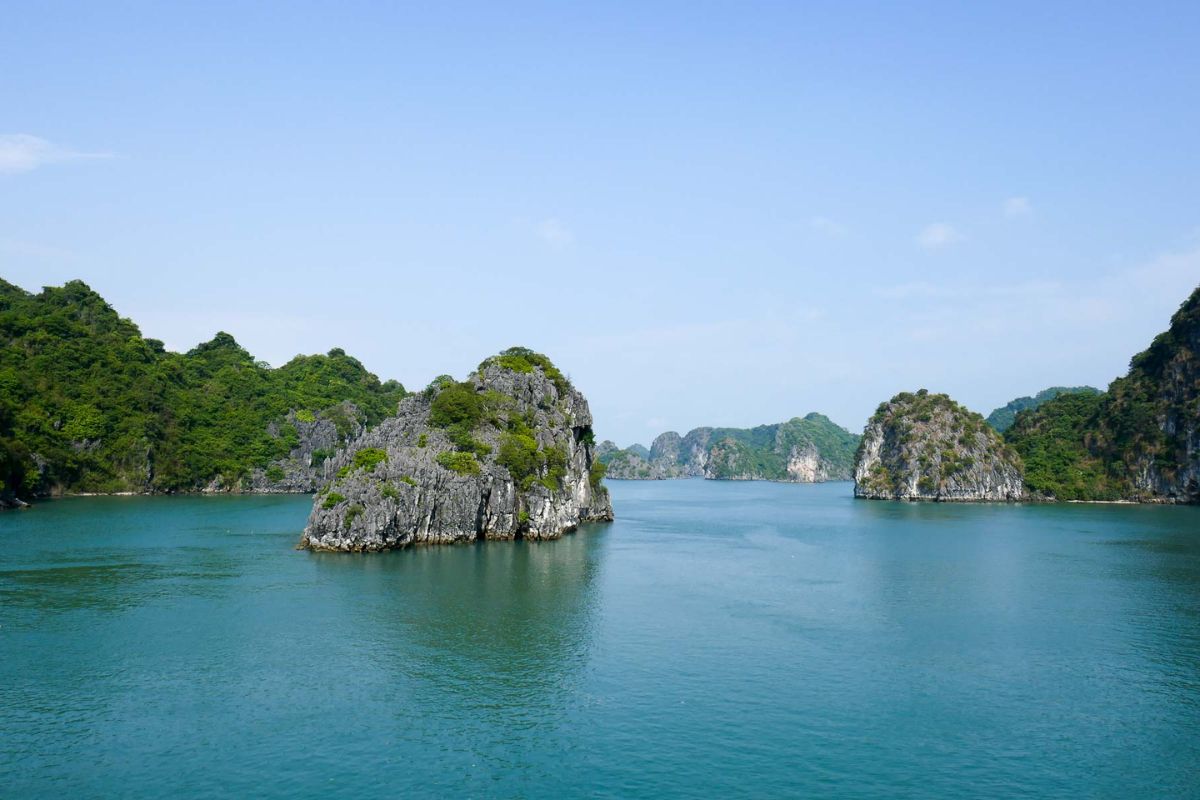 Luxurious Halong Tours Stay Capella Cruise (2,3 Days) 