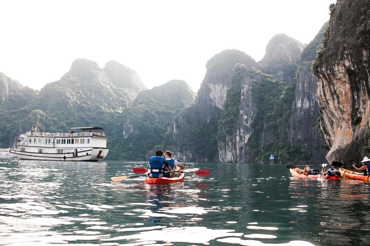 Premier Halong Tours Stay At Ambassador Cruise