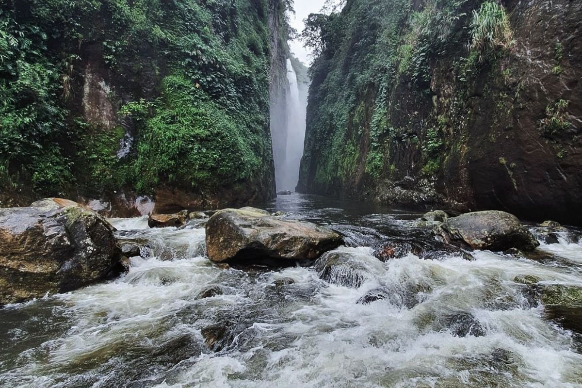 Embark on Sapa tours explore Bat Xat district